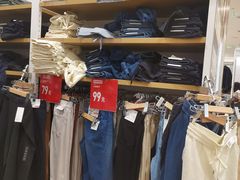 -优衣库(深圳万象天地旗舰店)