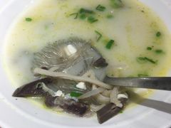新疆羊杂汤-塔哈尔·新疆盛宴(城西银泰店)