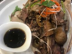 -东顺全羊坊烧烤炒菜莜面(张北店)