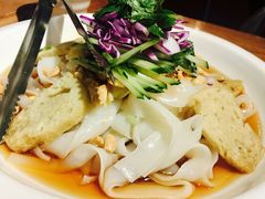 克拉玛依凉皮-阿罗新疆菜(人民广场店)