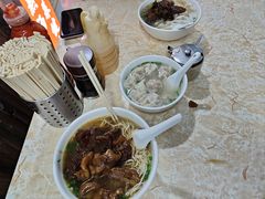 牛腩拼猪肠面-海幢瑞芳饮食店