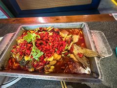 -路边边地标烧烤·川菜·小龙虾·音乐酒馆(良乡长虹店)