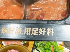 -老牌坊云南鱼豆花火锅(爱建店)