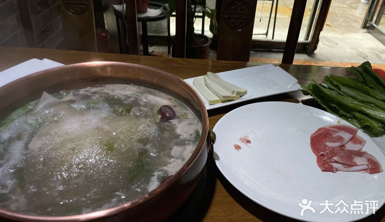 突然看到这家店准备吃一下