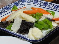 -东北农家院·铁锅炖(莘庄店)