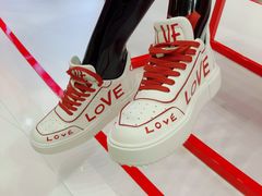 -STUART WEITZMAN(静安嘉里中心店)