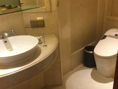 -慈溪白金汉爵大酒店