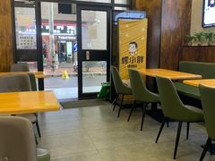 大堂-螺小胖柳州螺蛳粉(钟楼总店)