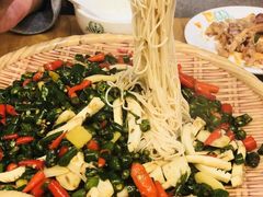 -二孃鸡爪爪(东风路总店)