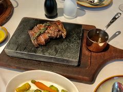 -Erman岩烧牛排(虹桥南丰城店)