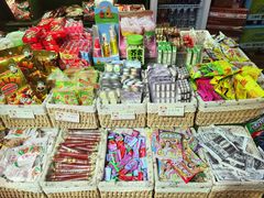 零售区-CITY MART城市集市·里弄(北外滩来福士广场店)