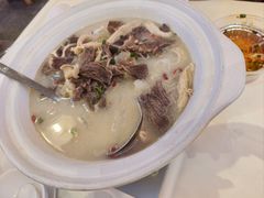 -霄汉牛三鲜湖北砂锅菜(万松园2店)