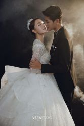 -至臻微拉婚纱摄影