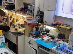 -修卜凡二手严选店·手机维修·回收租赁(川沙地铁站店)