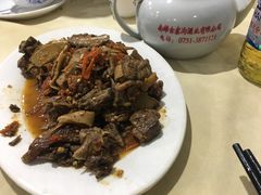 -南雄雄州土菜餐厅(粤北大厦店)