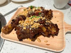 炭烤猪蹄-三人行骨头王火锅(长寿店)