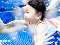-龙格亲子游泳俱乐部(泊富中心)