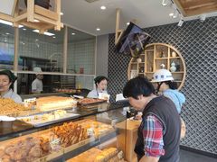 面包甜点陈列柜-六贤记(文三店)