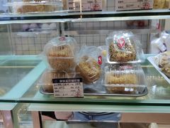 -白玉兰食品甜凤店(合生汇店)