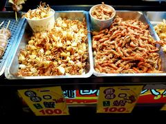 -六合夜市