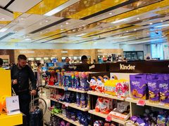 -维也纳国际机场