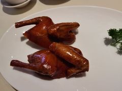 玻璃脆皮乳鸽-利苑酒家(金宝店)