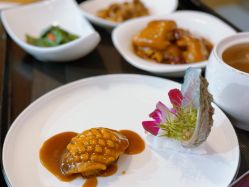-爱陪伴尊享月子中心(国际店)
