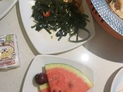 -小鱼小牛(世欧广场店)