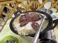 -鹤乡东北菜(崮山路店)