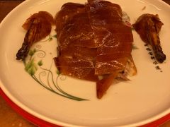 精品烤鸭-宝轩渔府·老字号海鲜·正宗津菜(水上店)