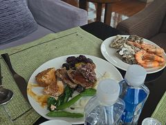 -视界美食自助餐厅·石家庄希尔顿酒店