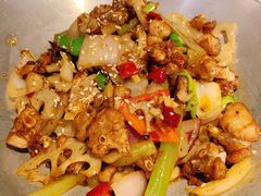 干锅牛蛙-卯时·龙光雅宴·精致锡帮菜(惠山古镇店)