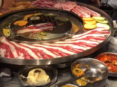 -哈哈碳都·牛肋条无限自助烤肉(台江万达店)