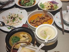 -小厨娘绣中淮扬(总统府大行宫店)