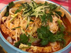 石河子凉皮-西域阿里马新疆菜·清真(桂花路店)