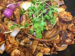-胡须佬鸡煲四季火锅店(石厦西村直营店)