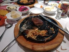 -豪客来牛排(中央花苑店)