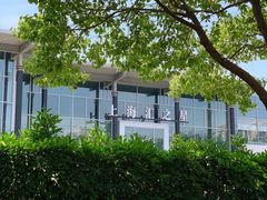 -上海汇之星奔驰4S店(浦东新店)