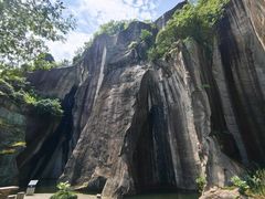 -绍兴东湖风景区