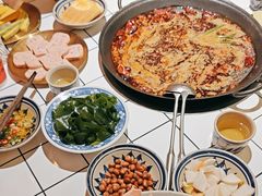 -旧街市鲜货老火锅(大光路店)