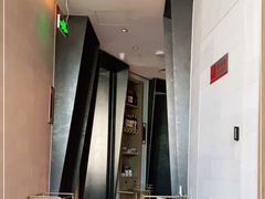 -斯普汇生蚝牛排馆(中骏世界城店)