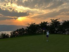 -昆明春城湖畔度假村