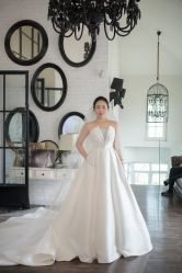 -纯色时光婚纱艺术馆WHITE