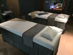 -Let’s Relax Spa(Terminal 21 Asok)