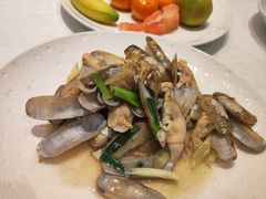 -望海湾鱼头泡饼·天津菜(空港店)