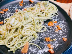 罗勒虾仁松子意面-摇滚披萨(长春街店)