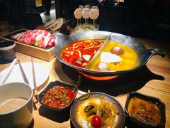 红颜花胶鸡锅-湊湊火锅·茶憩(杭州湖滨银泰in77店)