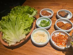 -小花花炭火烤肉·十五年延吉风味(左家庄店)