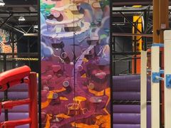 -Tenker Club弹刻极限主题公园 · 蹦床 · 团建 · 生日派对(大关店)