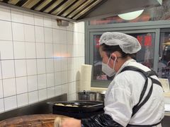 -黄阿姨锅贴大王(万航渡路店)